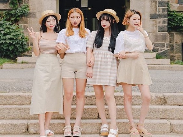 Đi chụp kỷ yếu với bạn nên mặc gì