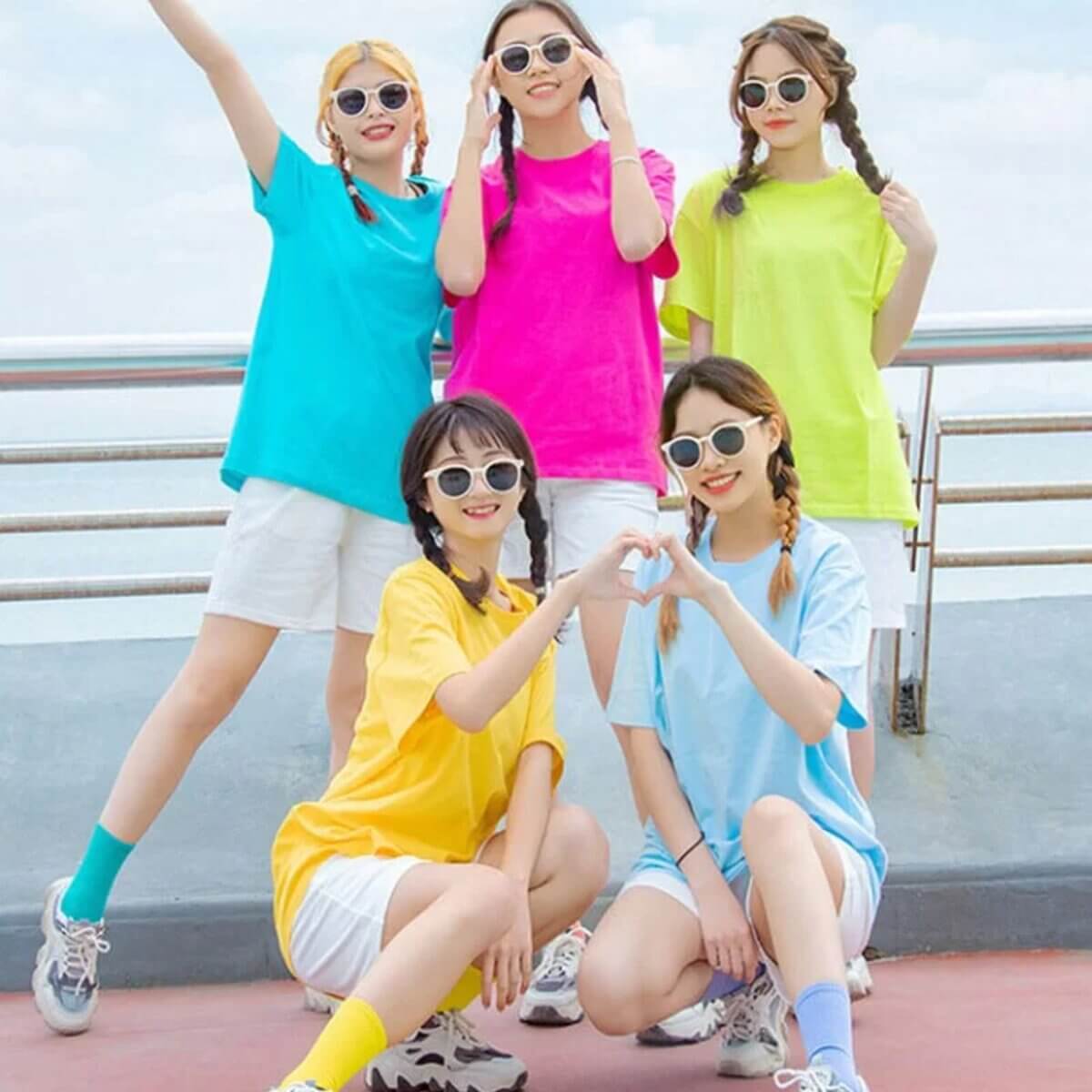 Nên may áo phông đồng phục nhóm