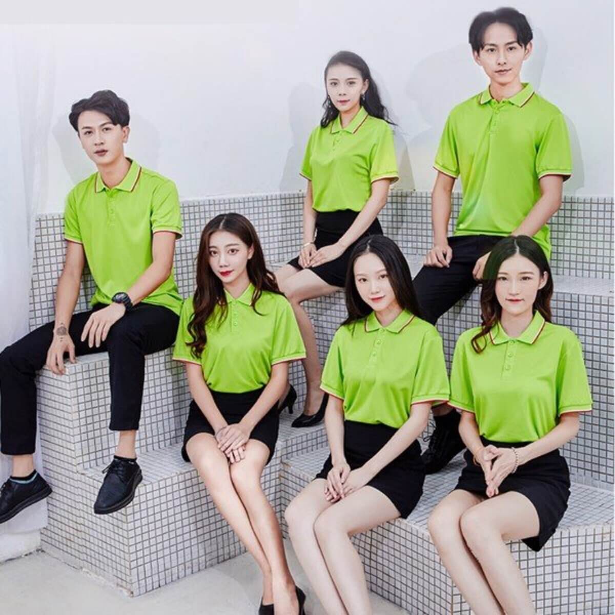 Áo phông nam nữ màu xanh lá cây đồng phục